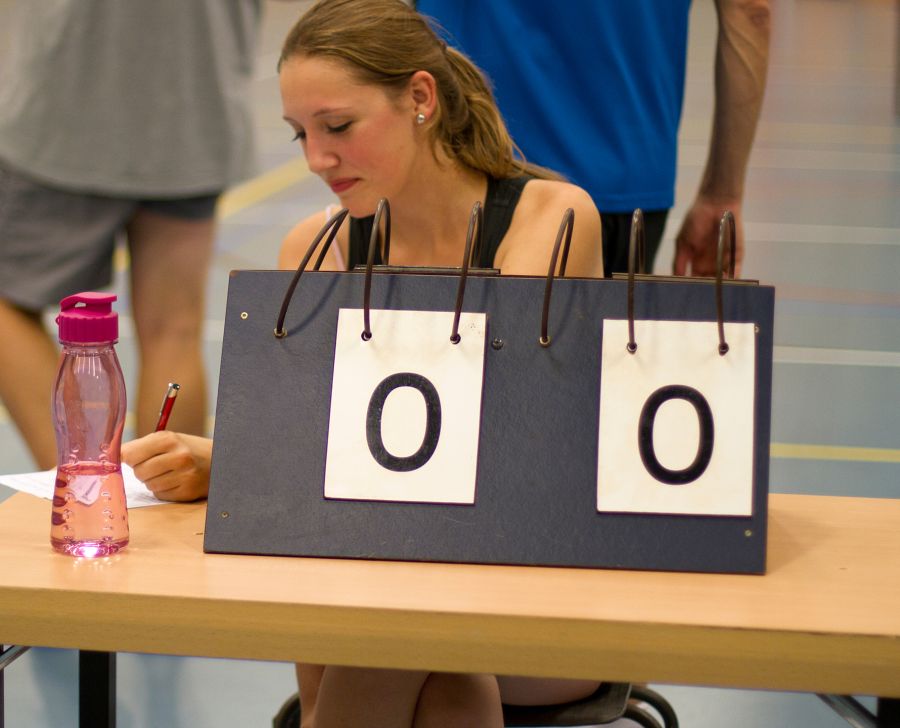 Team in actie tijdens de eilandcompetitie
